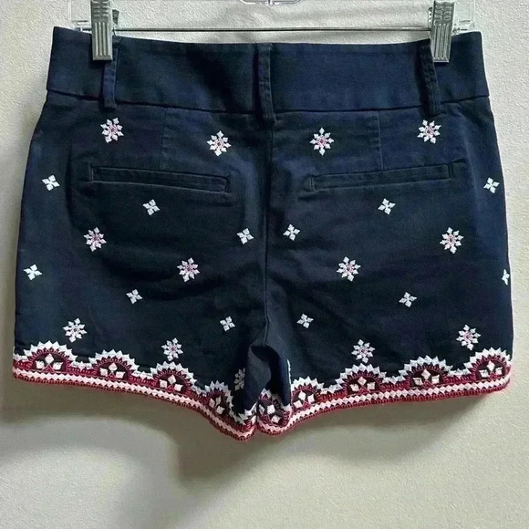 NEW | Ann Taylor LOFT The Riviera Shorts | Navy Embroidered | Women’s Size 00 - Picture 6 of 8